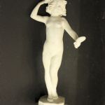 928 7060 STATUETTE